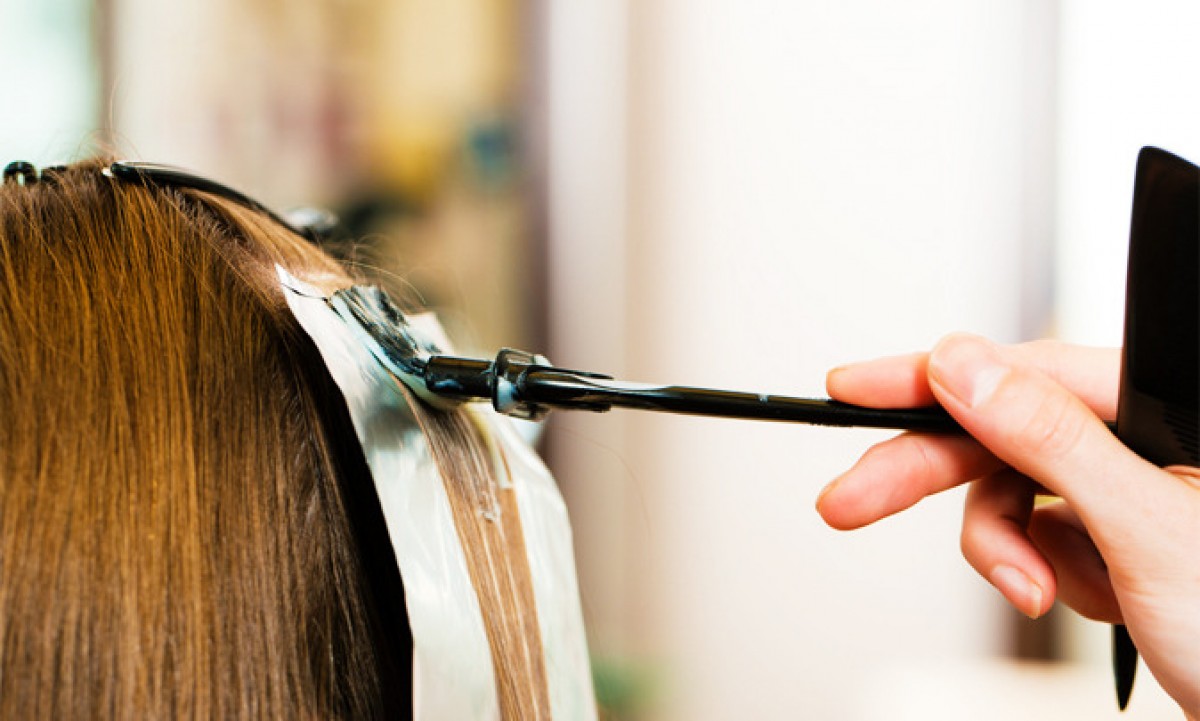 окрашивание волос в салоне в Казани